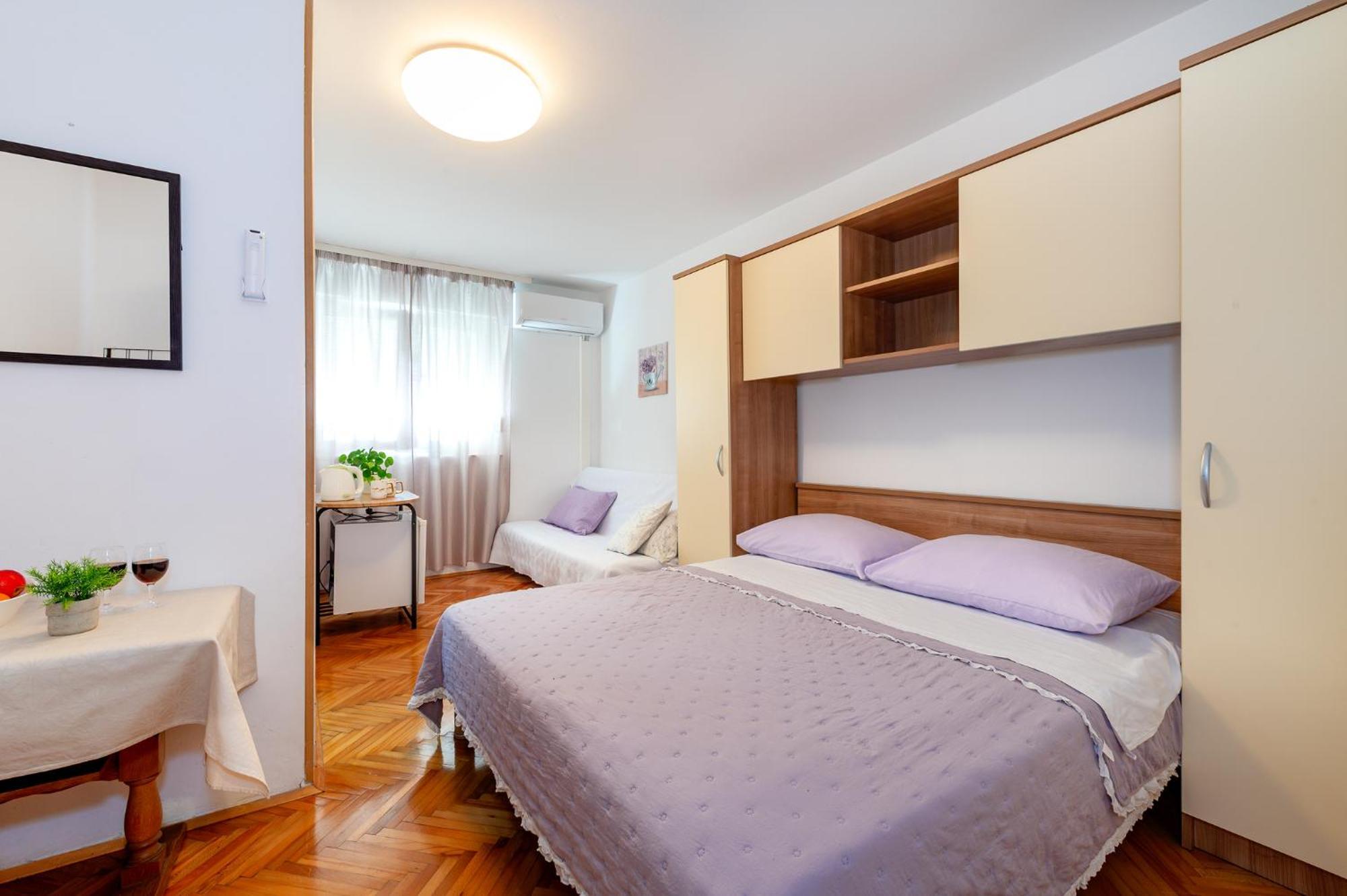 Apartmani Kardum Brodarica Eksteriør bilde